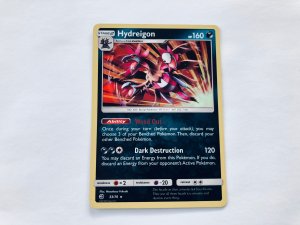 Hydreigon Holo Dragon Majesty 33/70